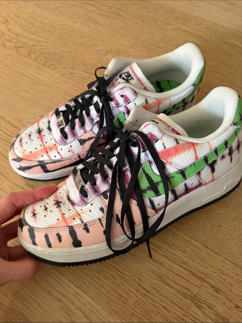 Nike Low-Top Air Force 1 Sneakers with Pink, Green, Black and White Paint-Splash